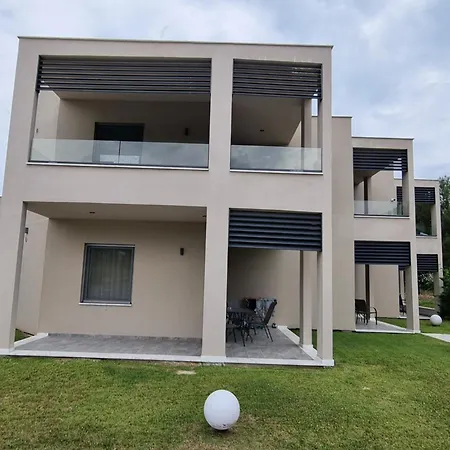 Olympus Pantheon Luxury