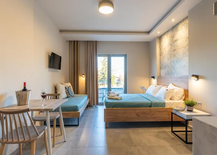 Olympus Pantheon Luxury 플라카 리토코로우