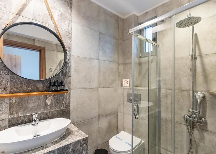 Olympus Pantheon Luxury 플라카 리토코로우