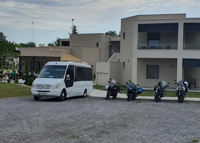 Olympus Pantheon Luxury 4* 플라카 리토코로우